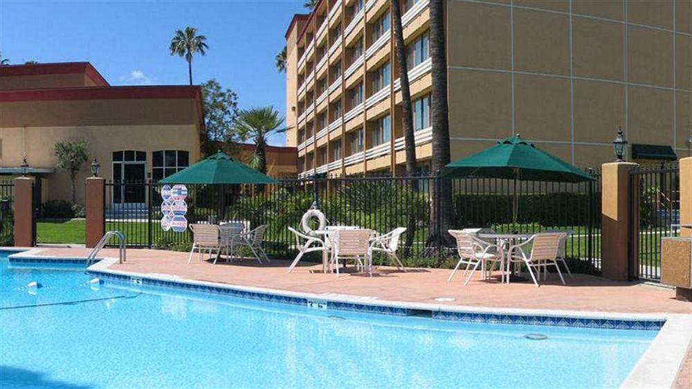 Courtyard By Marriott Los Angeles Woodland Hills Dış mekan fotoğraf
