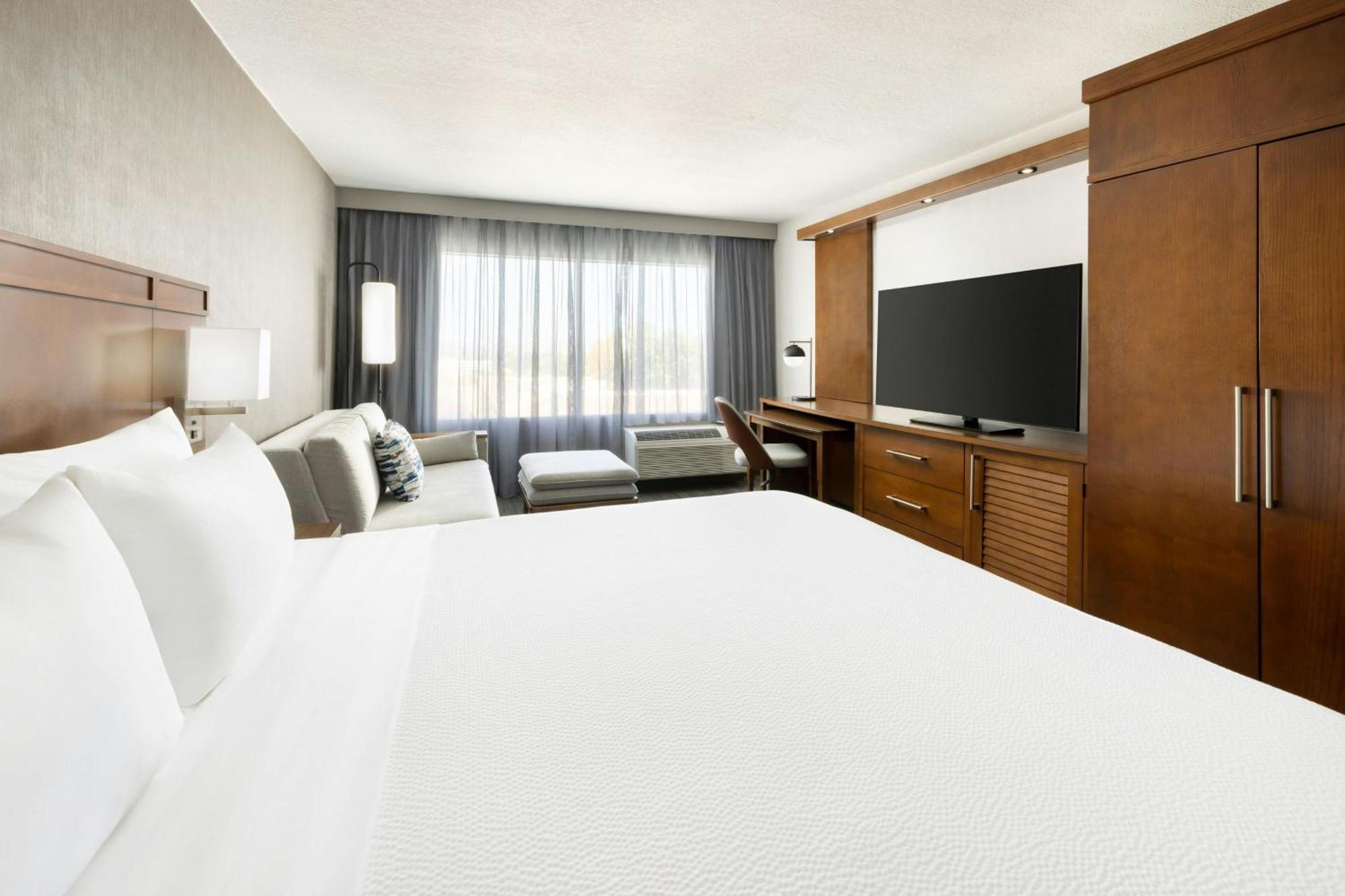 Courtyard By Marriott Los Angeles Woodland Hills Dış mekan fotoğraf